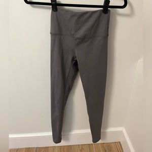 Athli Athletics Linn Lowes Grey Leggings